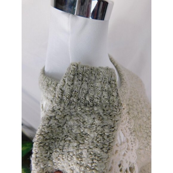 Forever 21 Plus Sage Green Lace Shoulder Sweater 1X - Metallic Knit - Excellent - Picture 7 of 11